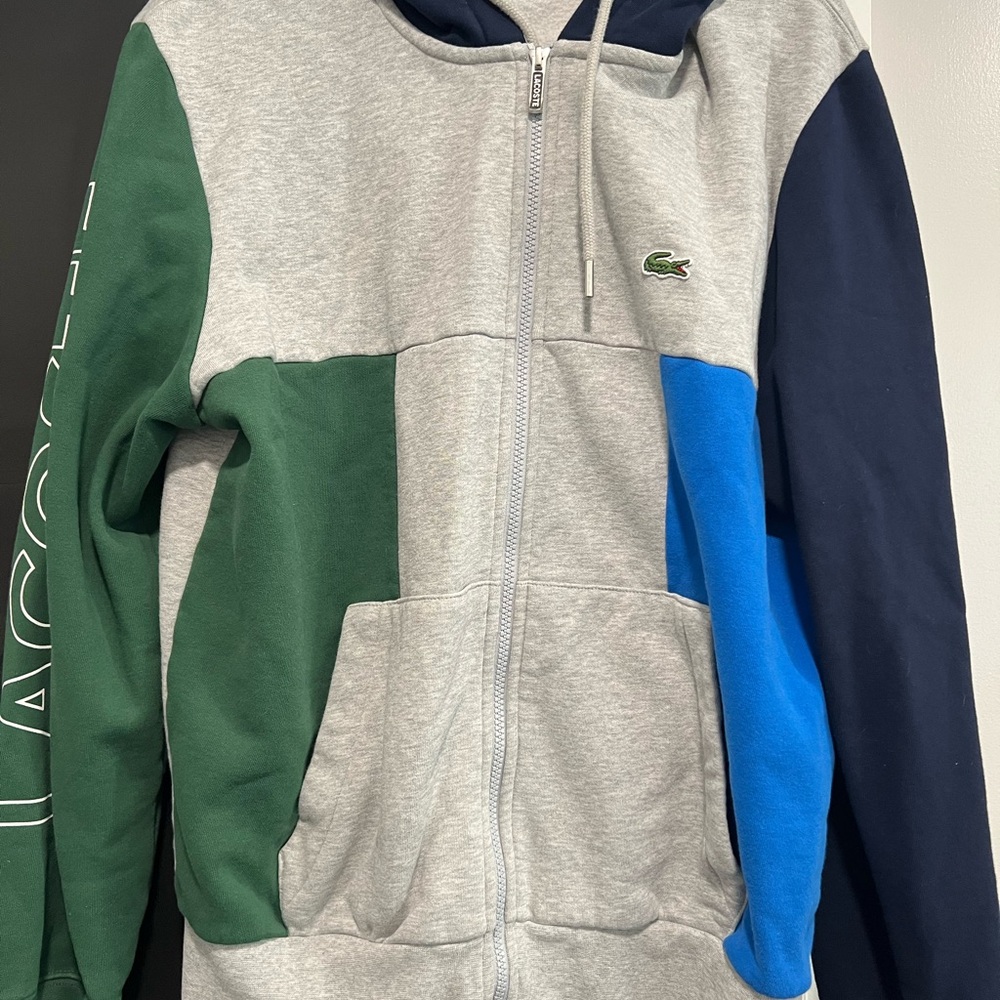 Lacoste Colorblock Hoodie Jacket. Men’s size L. Great condition barely worn.